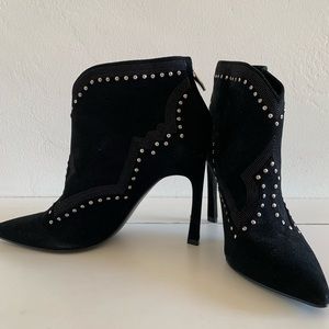 SIGERSON MORRISON .Black Leather.Size 9. contemporary lines of classic .❤️